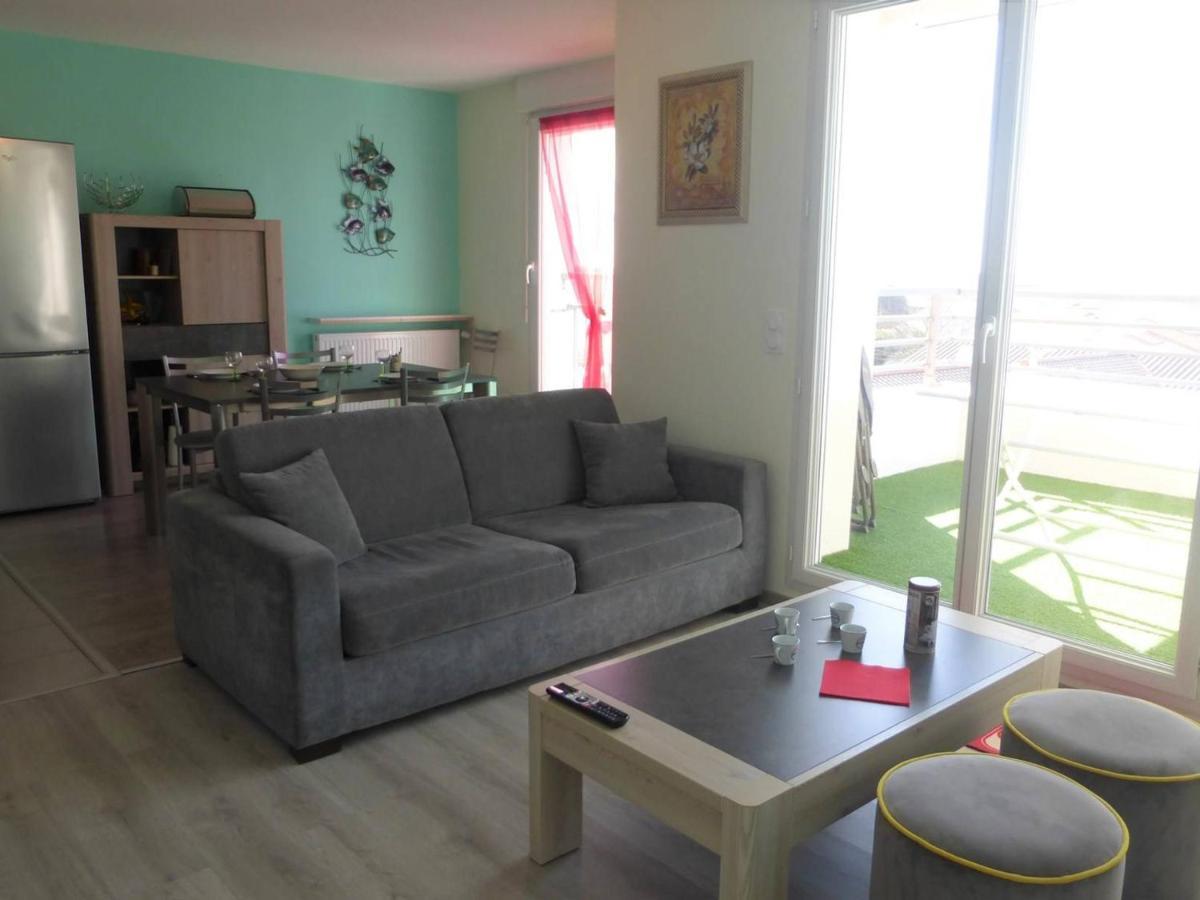 Appartement 2 Pieces Avec Balcon, Parking Et Proche Plage A Saint-Gilles-Croix-De-Vie - Fr-1-224-587 Buitenkant foto