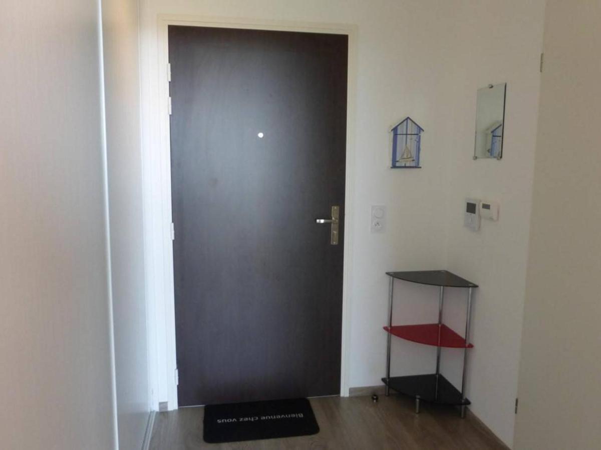 Appartement 2 Pieces Avec Balcon, Parking Et Proche Plage A Saint-Gilles-Croix-De-Vie - Fr-1-224-587 Buitenkant foto